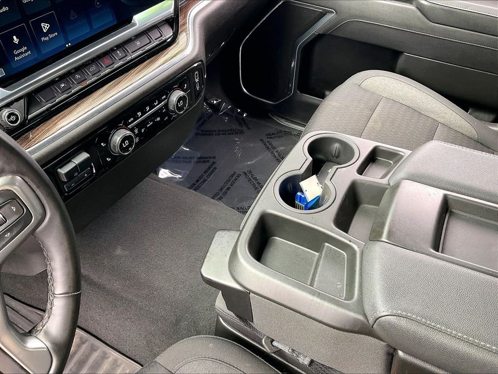 Used 2025 Black Chevrolet LT image 19