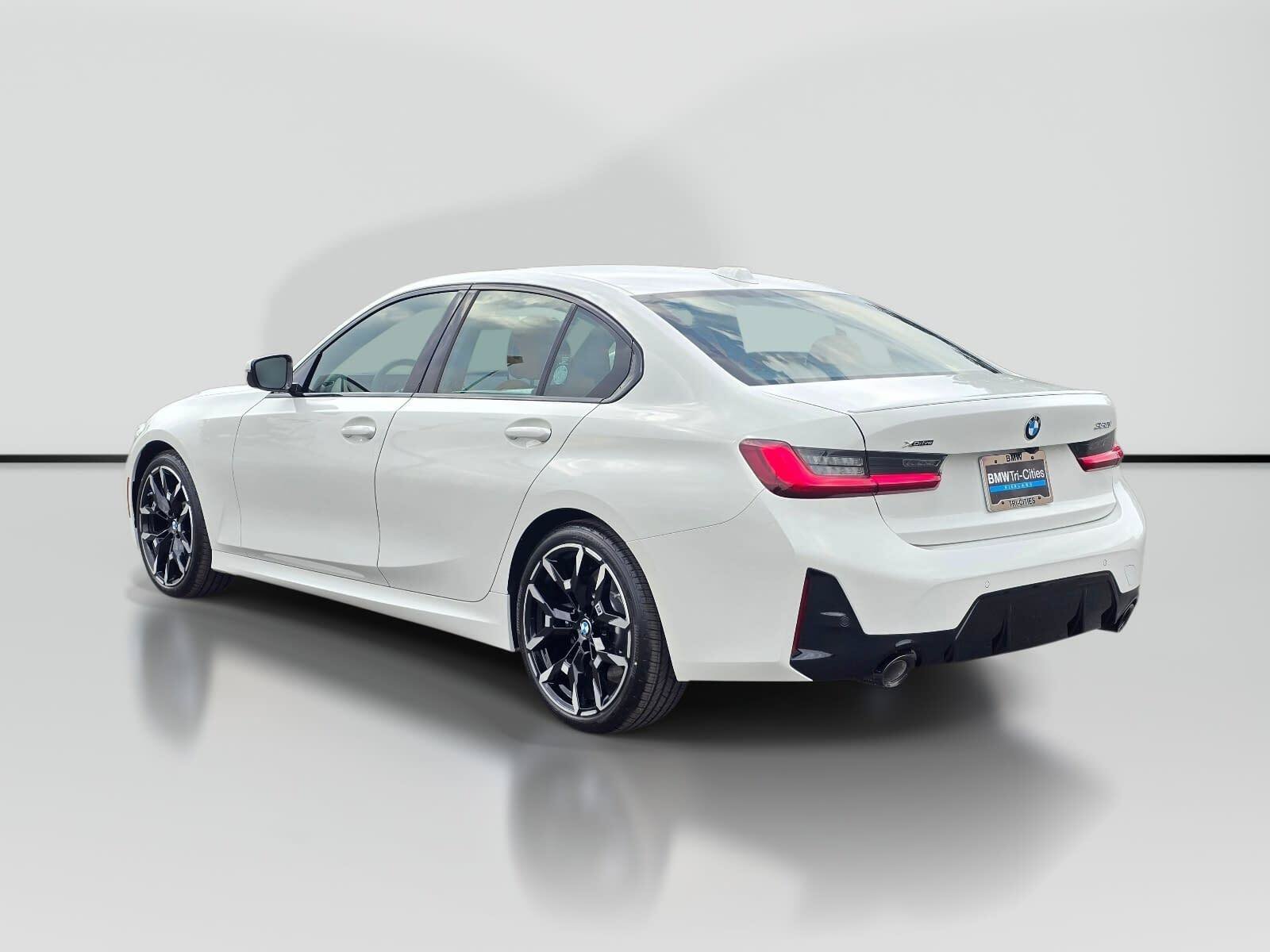 New 2026 Alpine White BMW 330i NA xDrive image 4