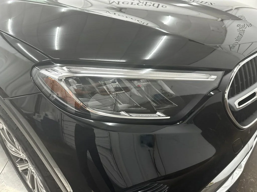 New 2026 Black Mercedes-Benz GLC 300 image 10