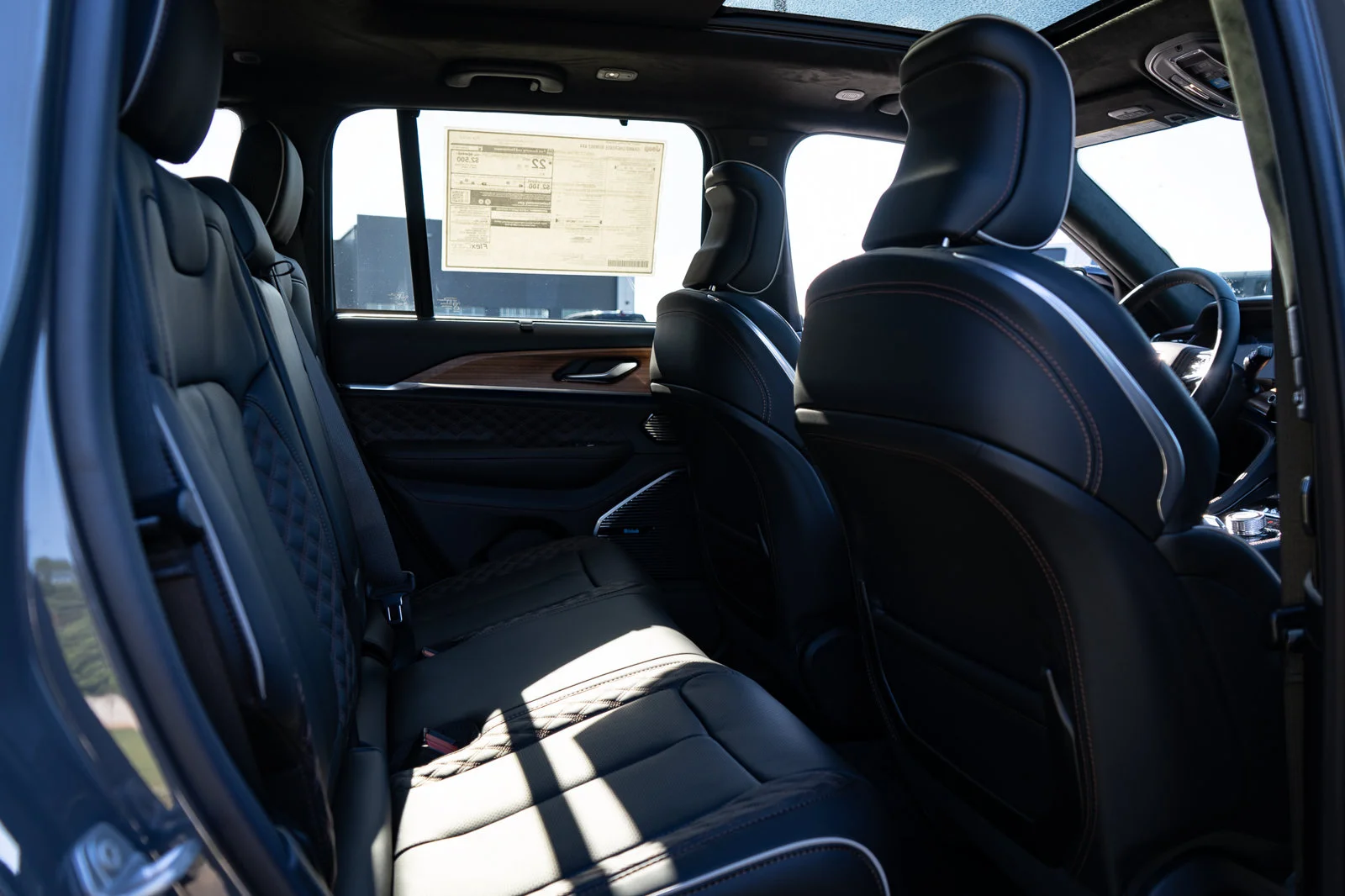 New 2027 Sting-Gray Clear-Coat Paint Jeep Summit image 38