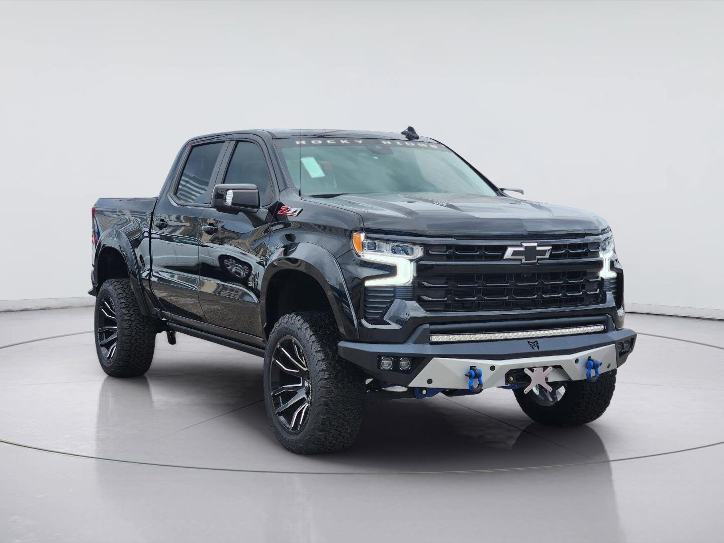 2024 Chevrolet Silverado 1500 photo 3 of 33
