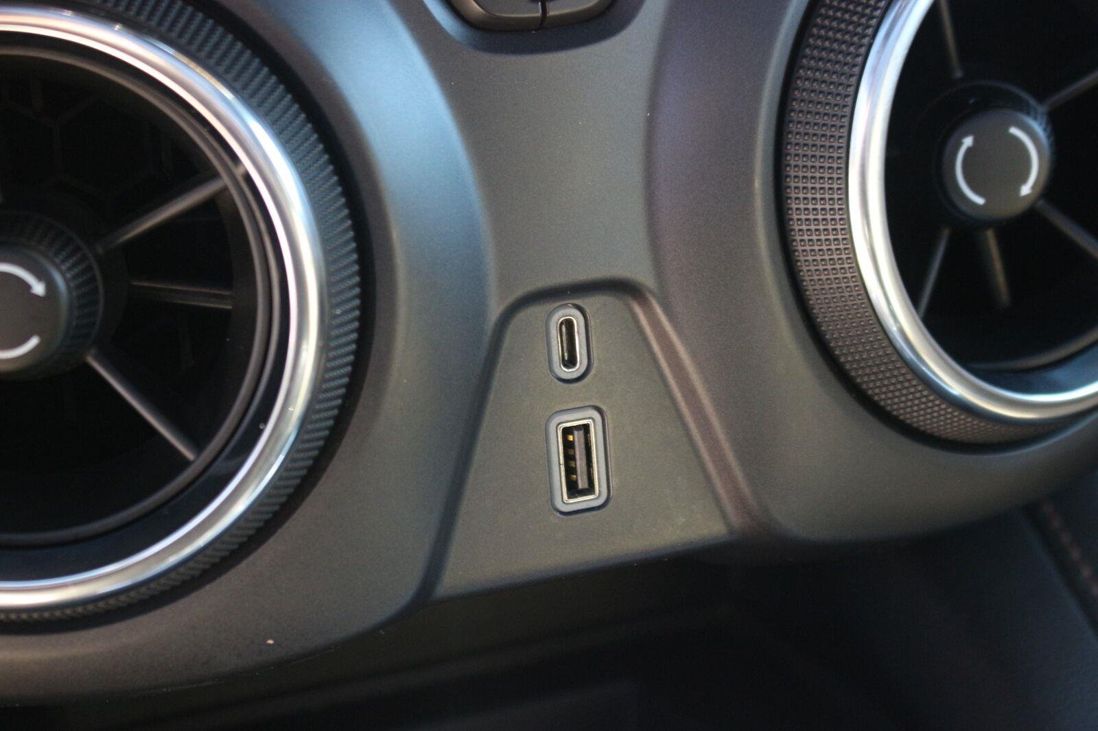Used 2020 BLACK Chevrolet Premier image 30