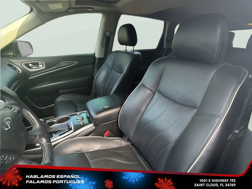 Used 2020 White INFINITI LUXE image 22