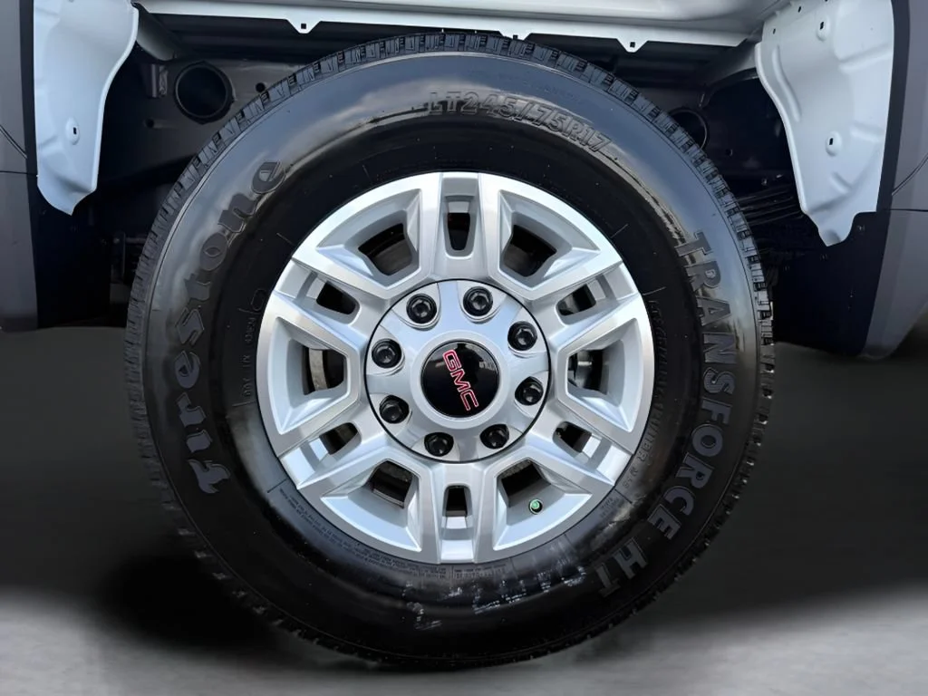 New 2026 Summit White GMC Pro image 29
