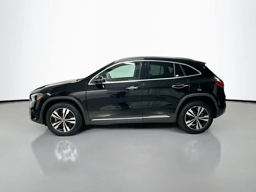 Certified Used 2024 Night Black Mercedes-Benz GLA 250 image 2