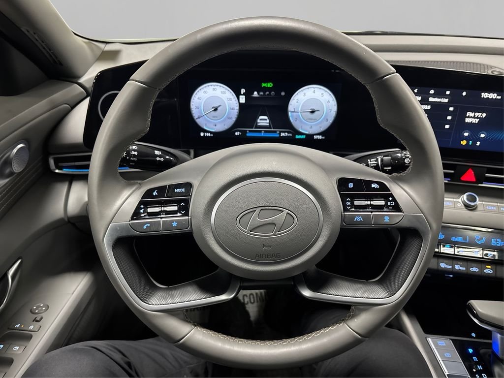 2025 Hyundai Elantra SEL - Photo 23