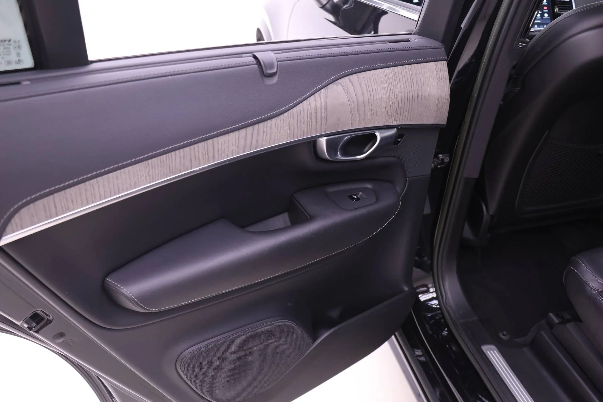 Certified Used 2023 Black Volvo Ultimate image 22