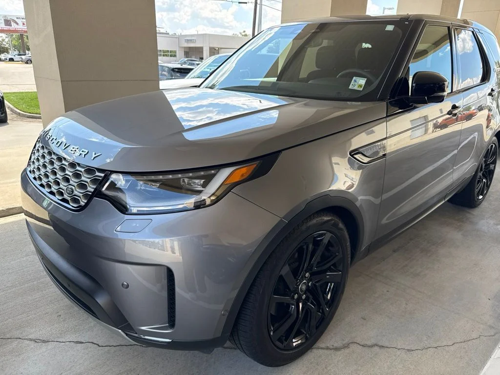 2025 Land Rover Discovery S