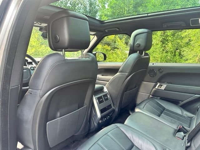 Used 2021 Eiger Gray Metallic Land Rover SE image 15