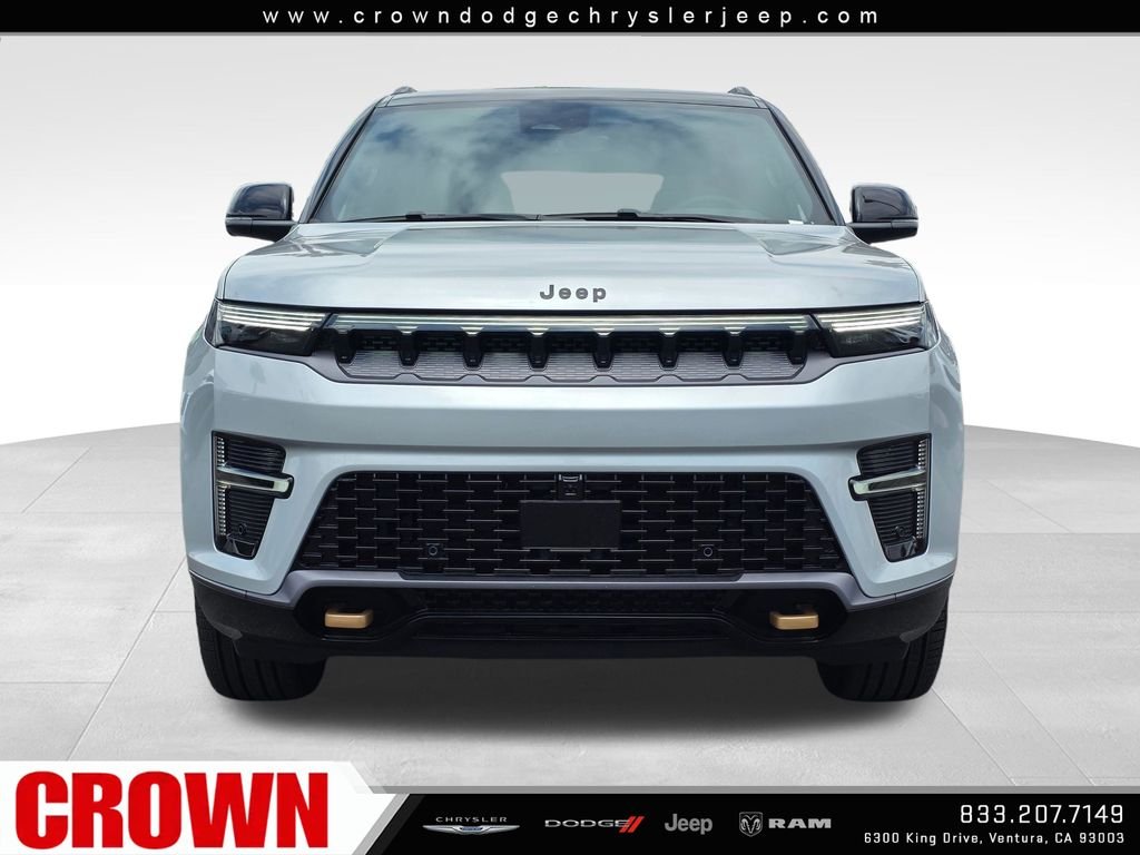 New 2026 Silver-Zynith Exterior Paint Jeep 85th Anniversary Edition image 2