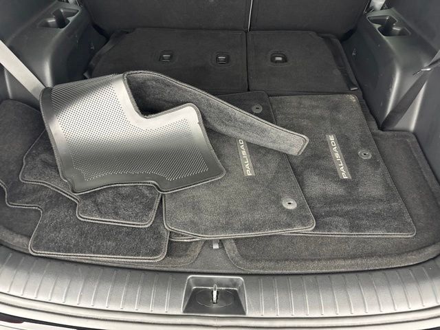 Certified Used 2025 Black Hyundai SE image 34