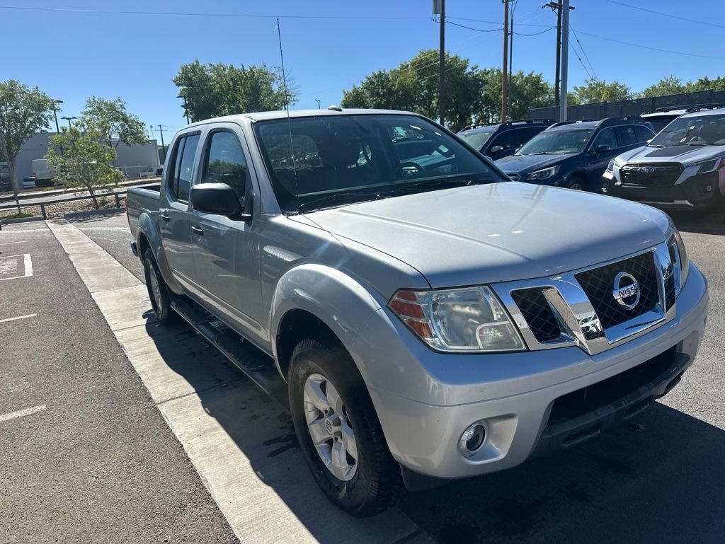 2013 Nissan Frontier 4.0 SV Crew Cab 4X4 AT SWB's photo