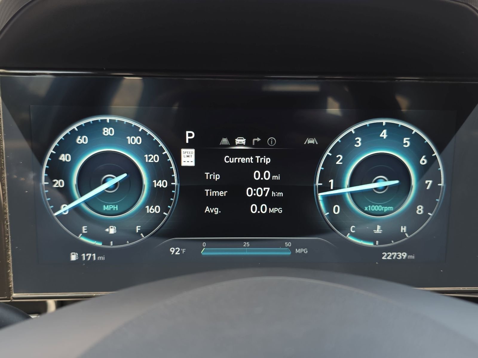 Used 2024 White Hyundai SEL image 19