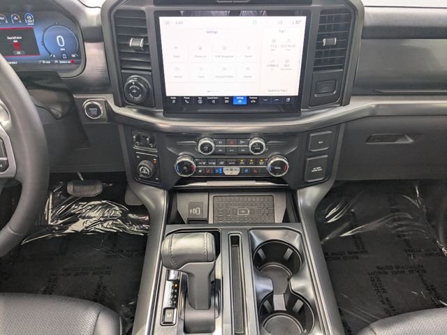 Used 2025 Gray Ford Lariat image 17