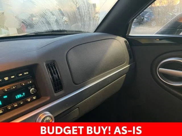 Used 2005 Black Chevrolet Base image 20