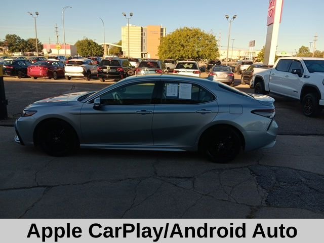 2022 Toyota Camry Hybrid XSE photo 4