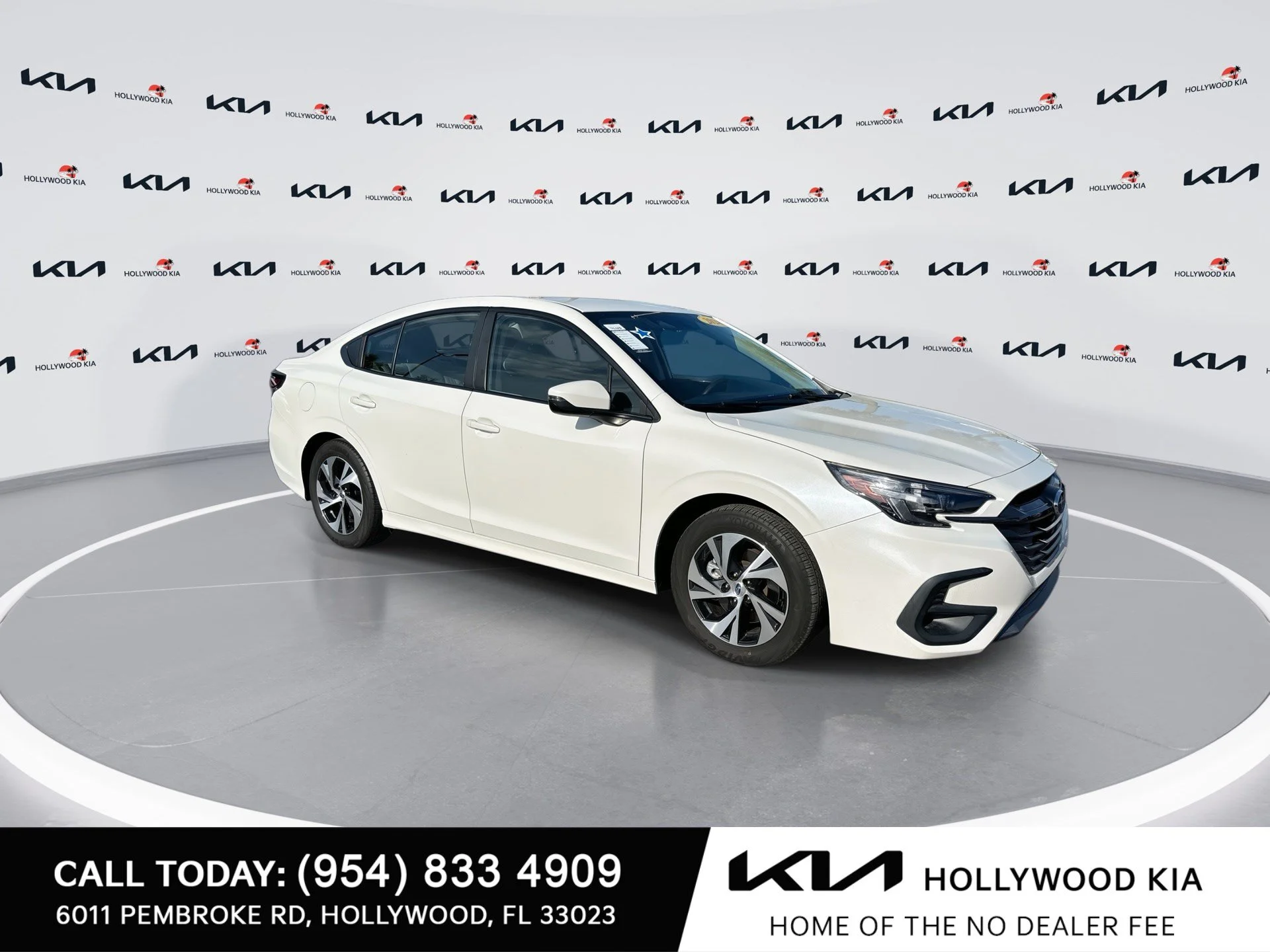 Used 2024 Crystal White Pearl Subaru Premium image 2