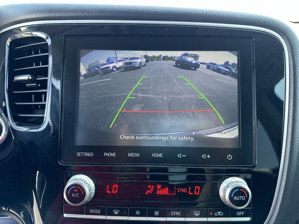 Used 2020 Gray Mitsubishi  image 23