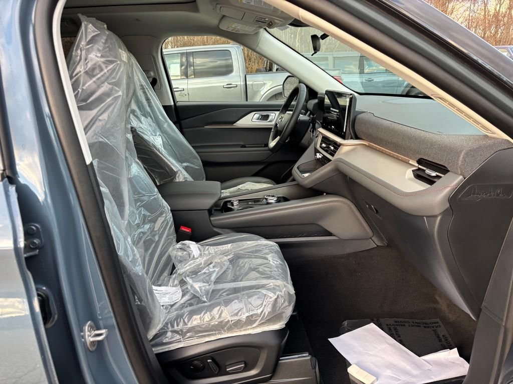 New 2026 Vapor Blue Metallic Ford Active image 14