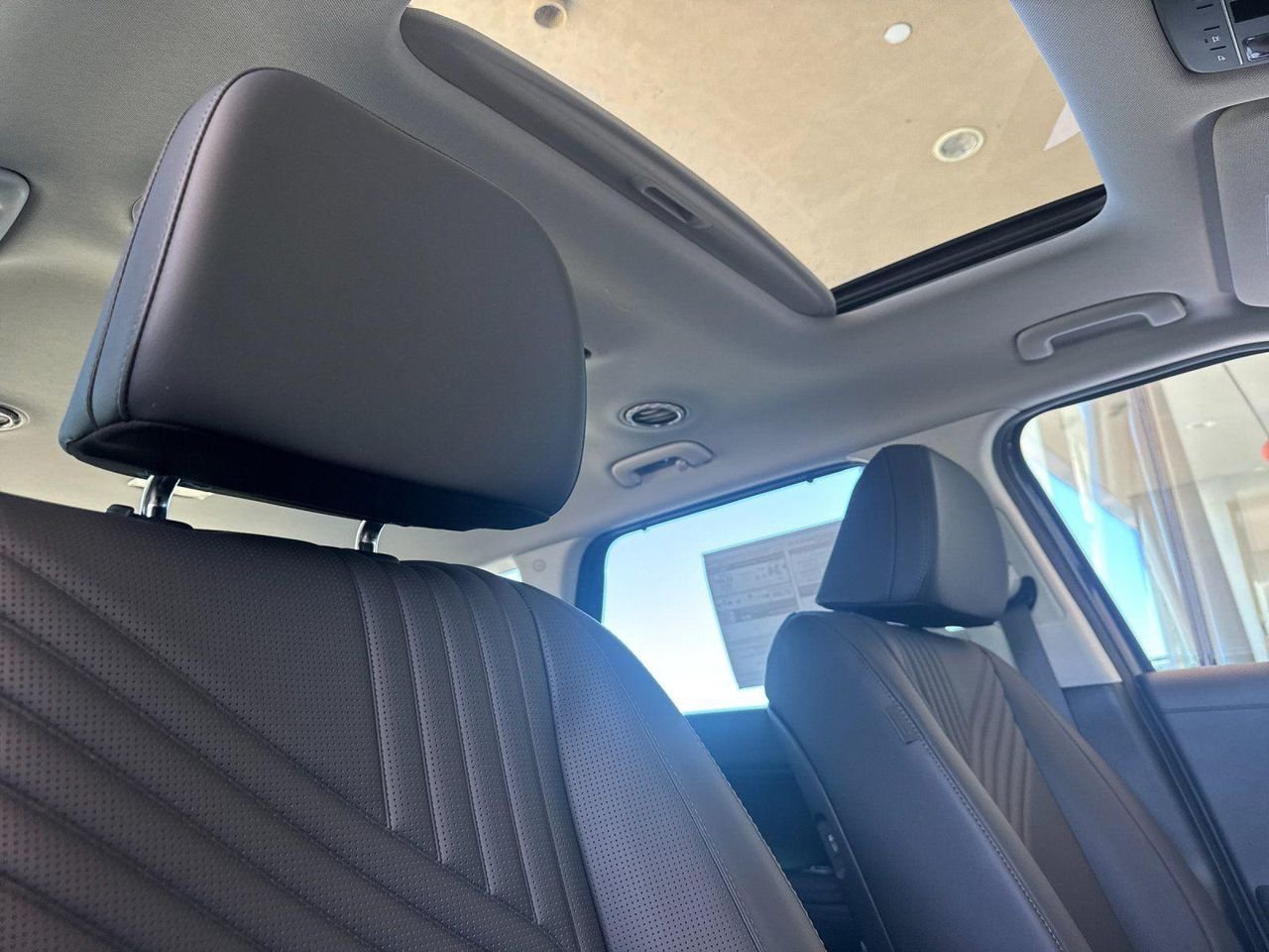 New 2026 Gray Hyundai Blue SEL Premium 7P image 14
