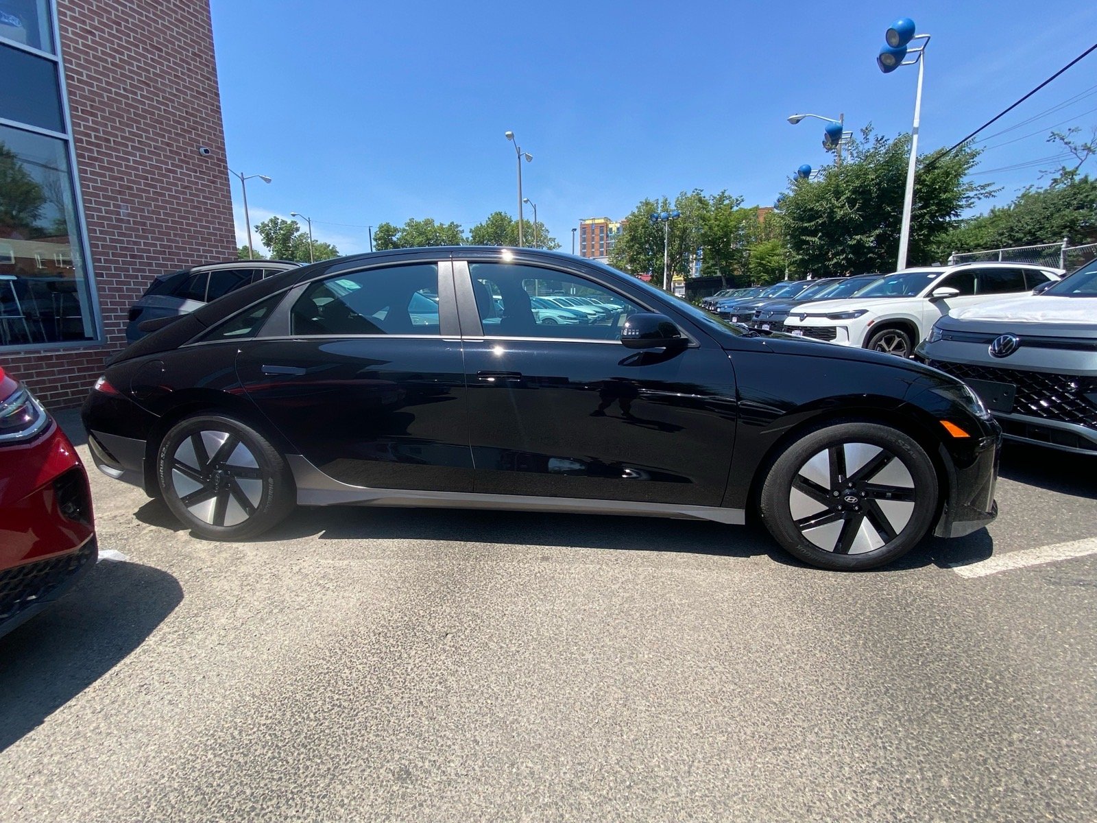 Used 2024 Hyundai IONIQ 6 SE with VIN KMHM24AC6RA075493 for sale in Alexandria, VA