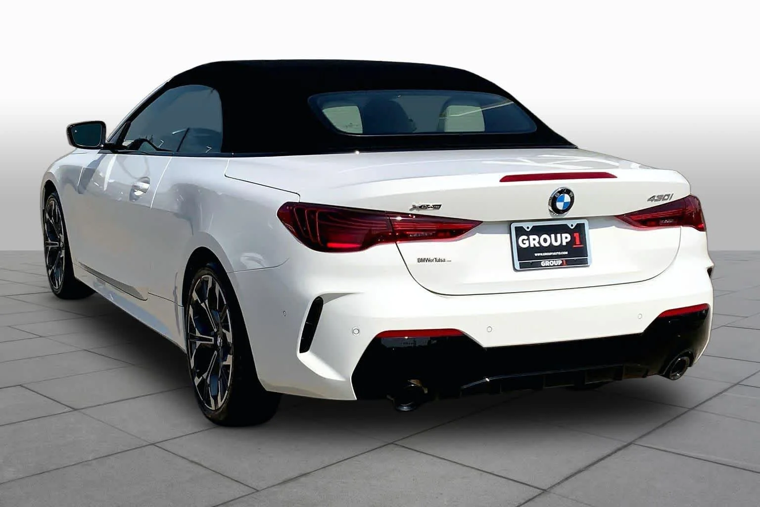 New 2027 Alpine White BMW 430i xDrive image 11
