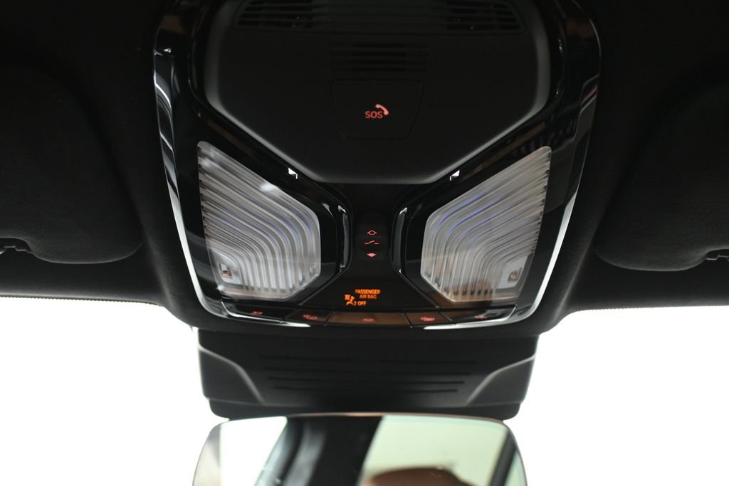 New 2027 Green Metallic BMW xDrive40i image 21