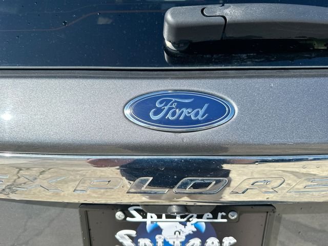 Used 2023 Gray Ford Limited image 52