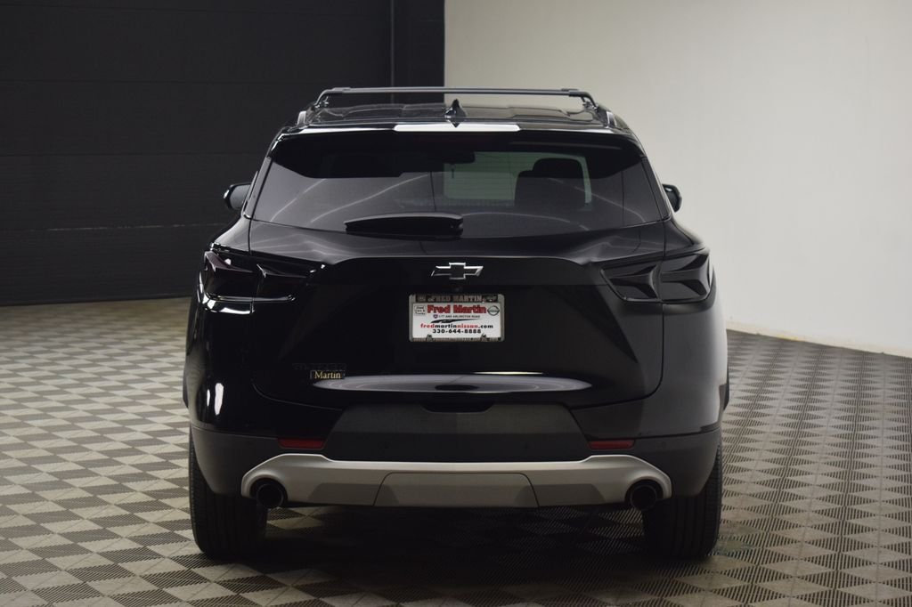 Used 2019 Black Chevrolet Base image 6