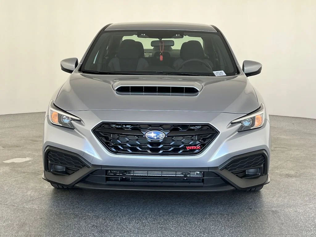 New 2026 ICE SILVER METALLIC Subaru Base image 10