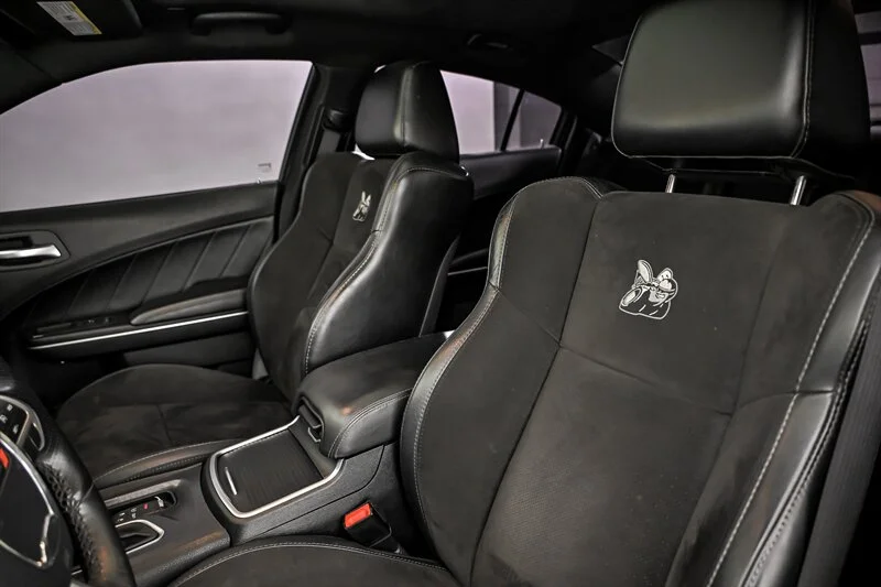 Used 2017 Go Mango Dodge R/T Scat Pack image 18