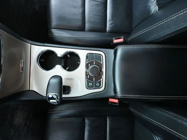 Used 2014 Black Jeep Limited image 33