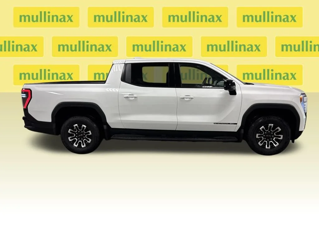 2026 GMC Sierra EV Elevation - Photo 18