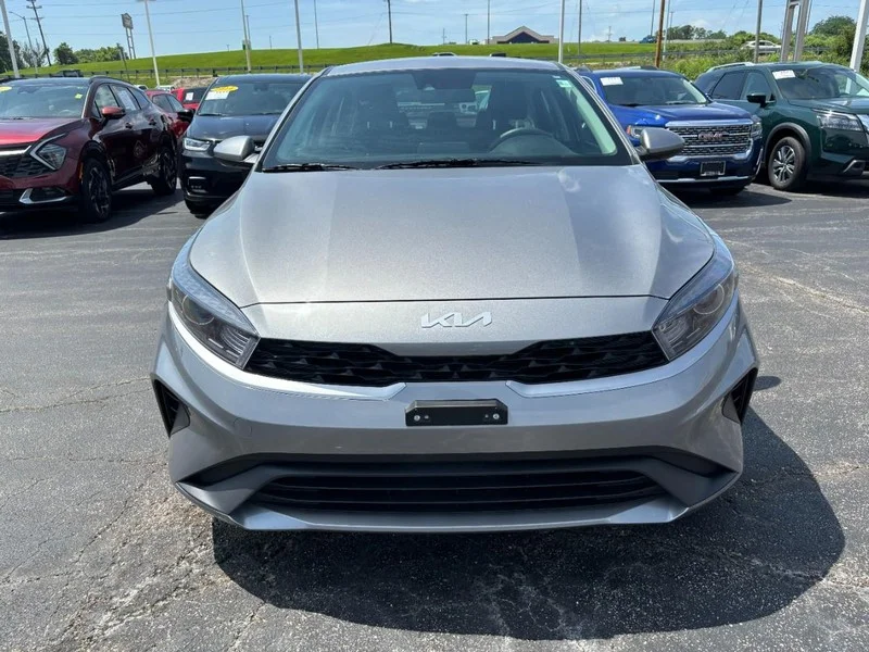 Used 2024 Steel Gray Kia LXS image 9