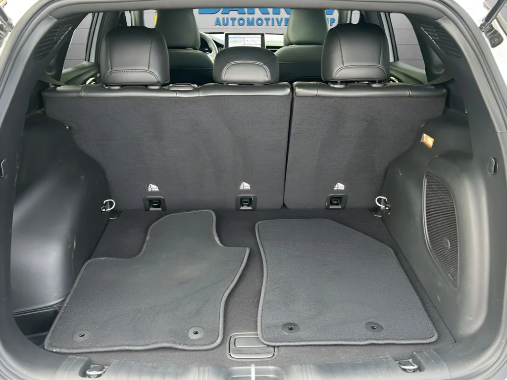 Used 2023 White Jeep Limited image 13