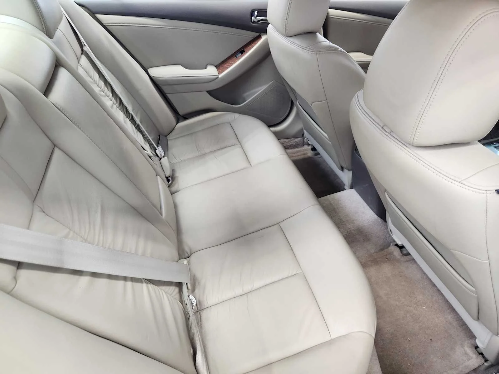 Used 2009 Winter Frost Pearl Nissan 2.5 SL image 28