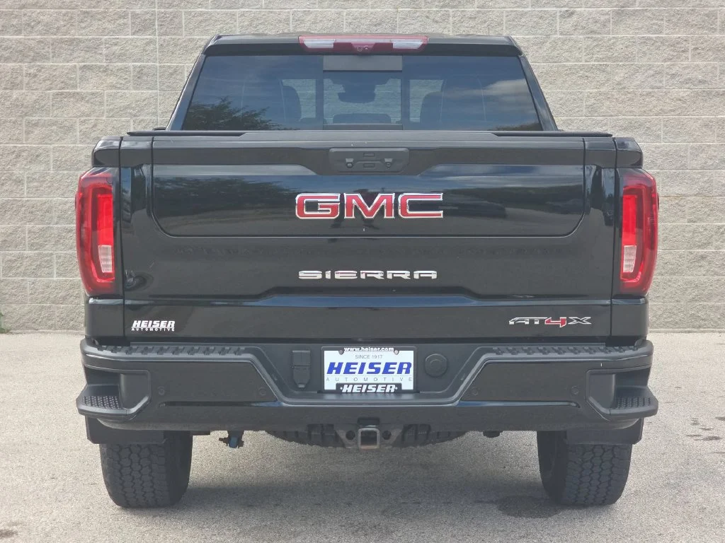 2023 GMC Sierra 1500 AT4X - Photo 12