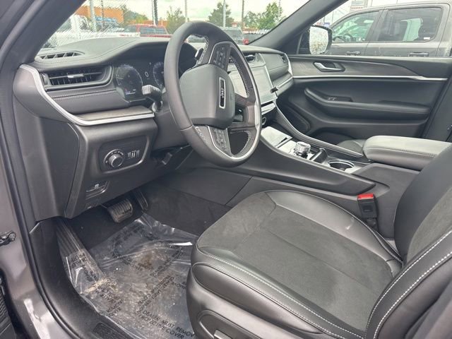 New 2026 Baltic Gray Metallic Clear-Coat Exterior Paint Jeep Laredo Altitude image 19