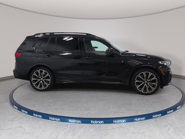 Used 2022 Black BMW M50i image 5