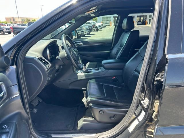 Used 2018 Black Jeep Limited 4x4 image 16