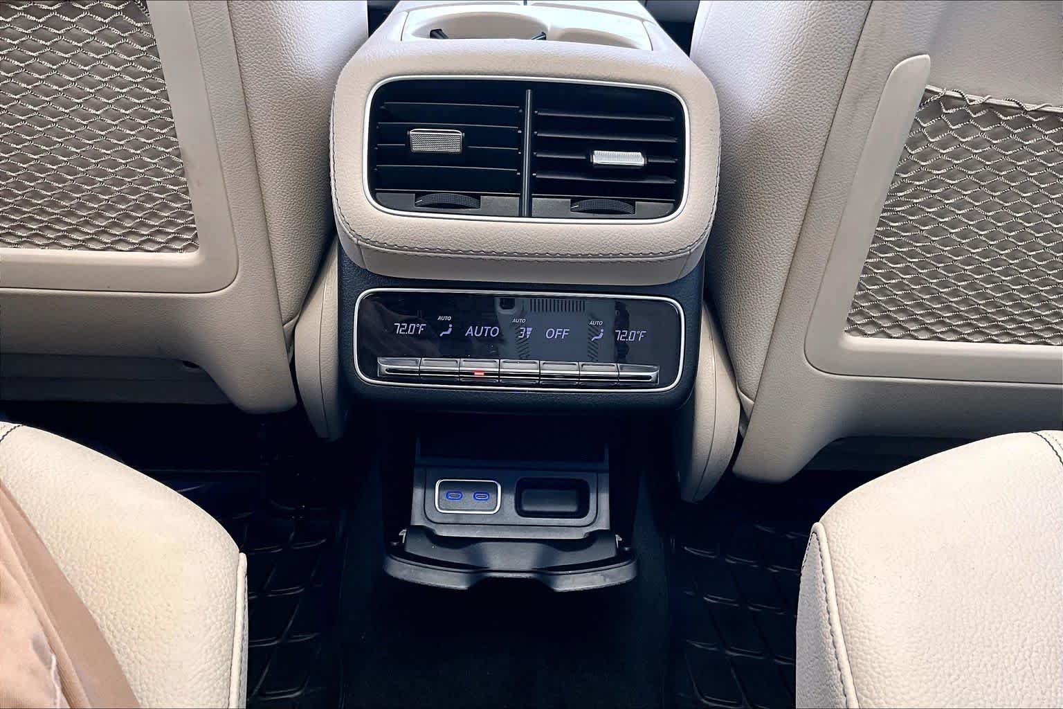 Used 2025 Obsidian Black Metallic Mercedes-Benz GLS 450 image 34