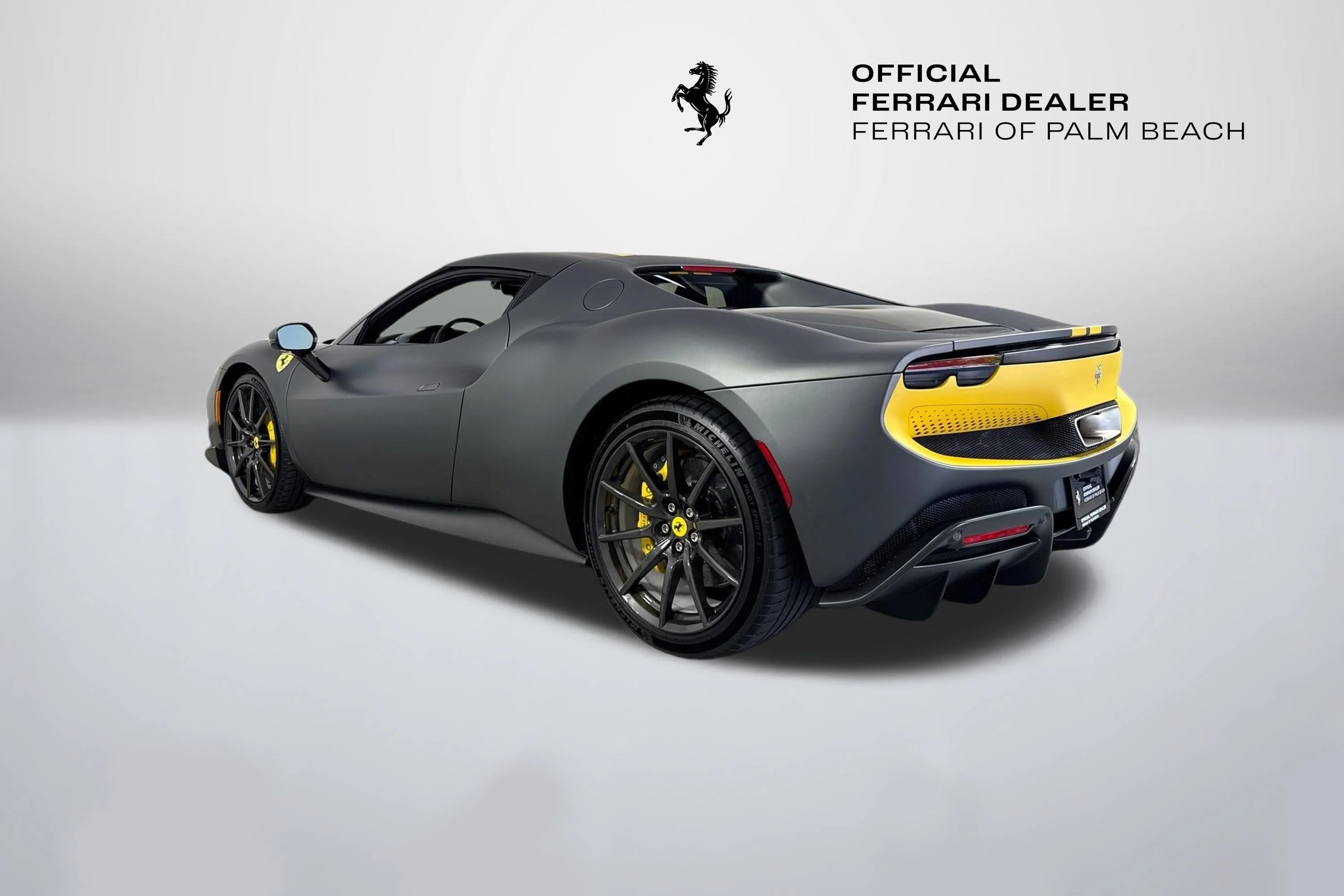 Certified Used 2022 Grigio Silverstone Opaco Ferrari Base image 5