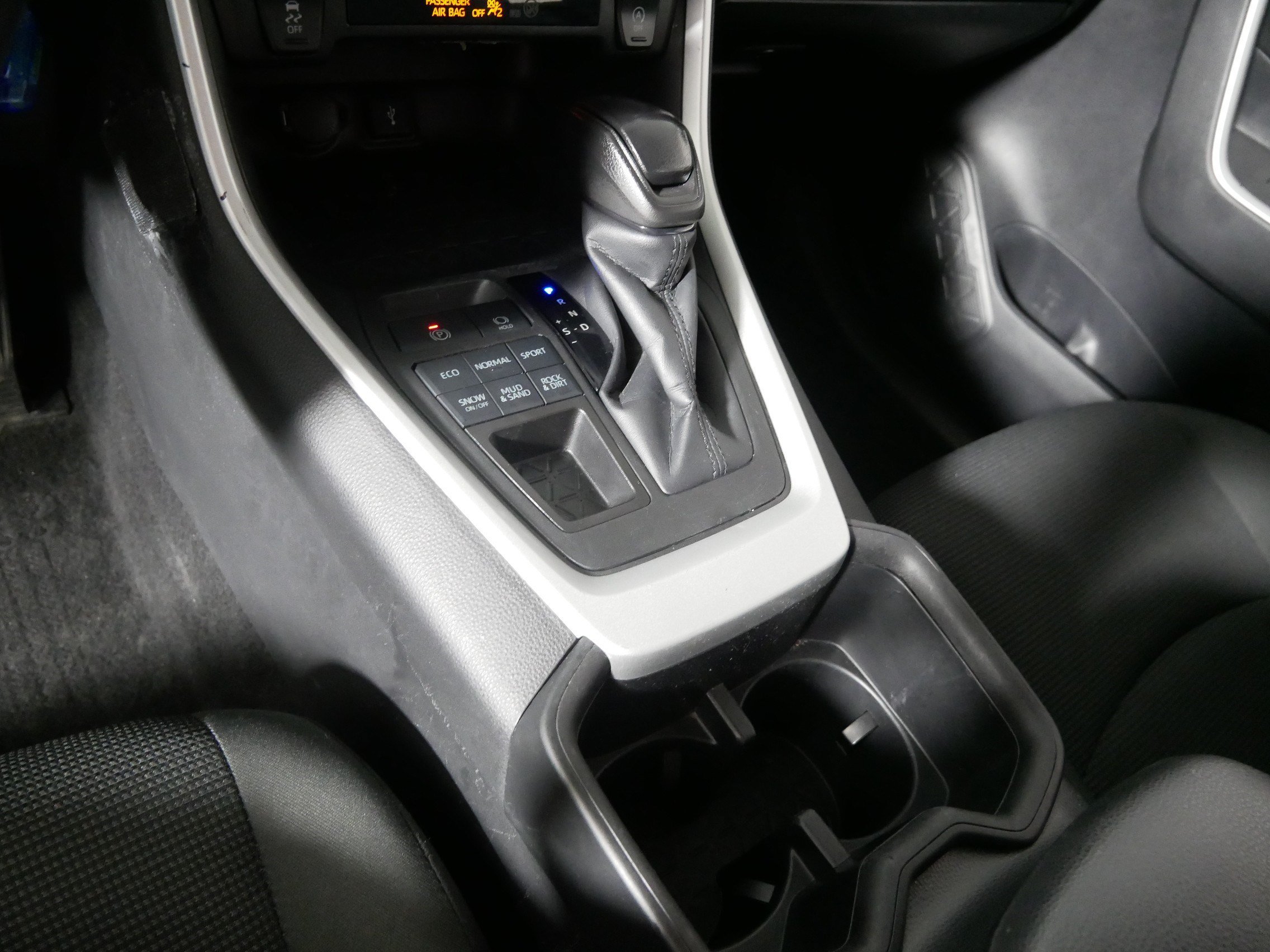 Used 2022 Gray Toyota LE image 24