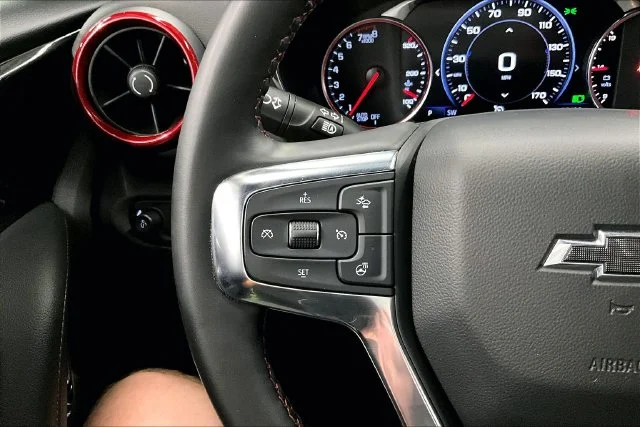 Used 2025 Sterling Gray Metallic Chevrolet RS image 26