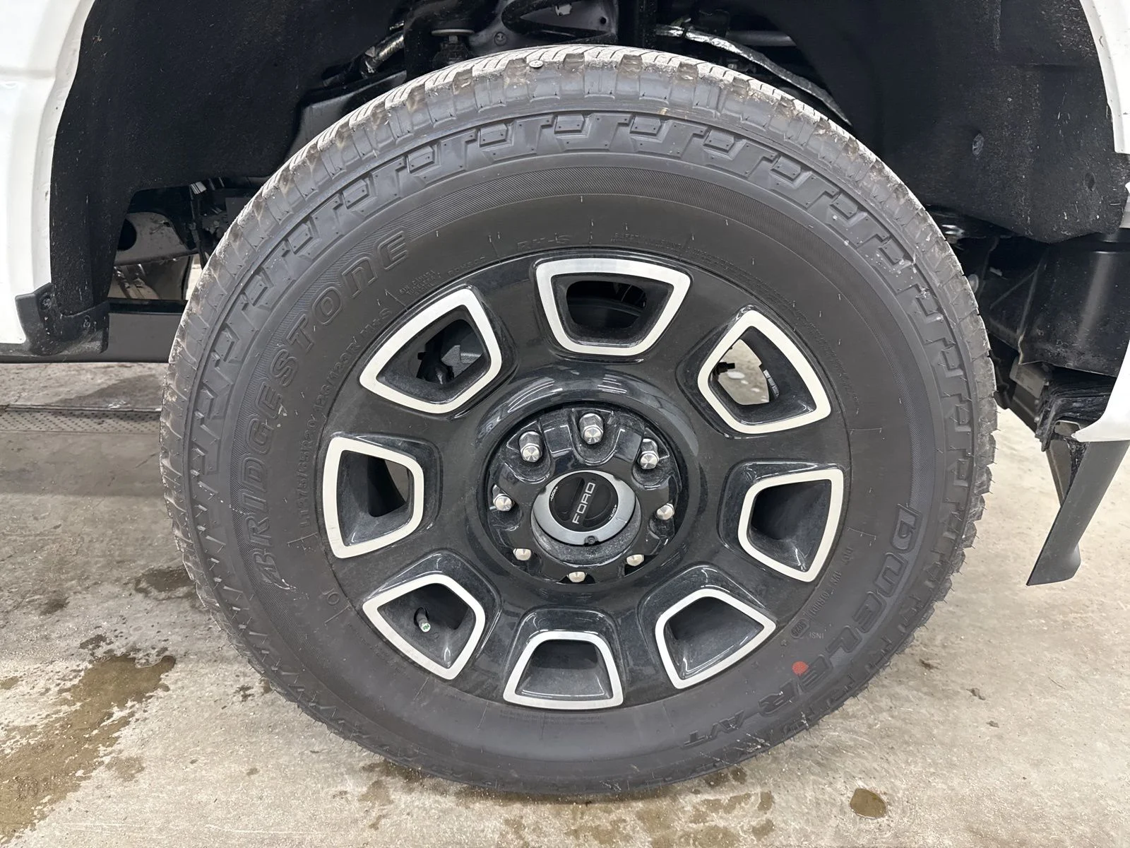 New 2026 Star White Metallic Tri-Coat Ford F-250® Platinum® image 11