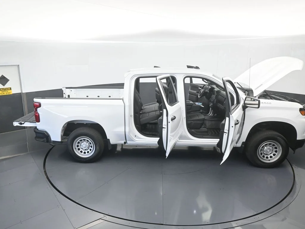 Used 2026 Summit White Chevrolet WT image 62