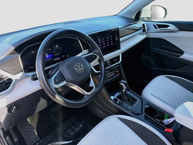 Used 2025  Volkswagen 1.5T SE image 9