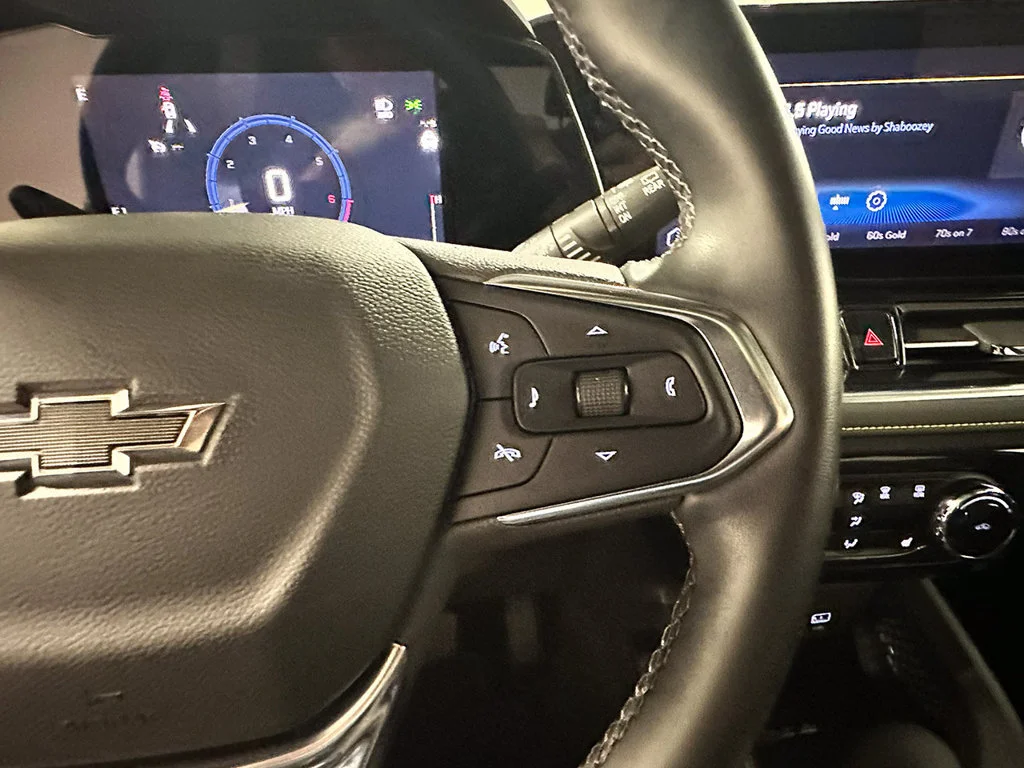 Used 2024 Summit White Chevrolet ACTIV image 37