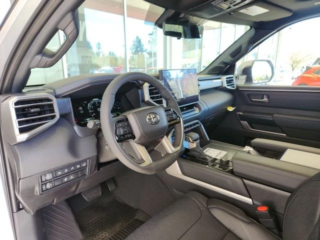2026 Toyota Tundra Platinum - Photo 17