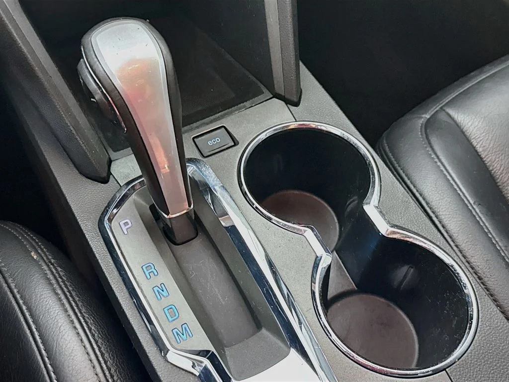 Used 2015 White Chevrolet LT image 20